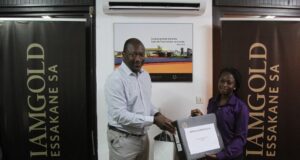 Iamgold Essakane SA octroie des bourses d’excellente aux enfants des travailleurs