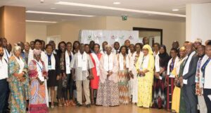 Genre et achats locaux dans le secteur minier en discussion à Abidjan