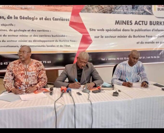 Burkina Faso : Le secteur minier face au défi sécuritaire en discussion