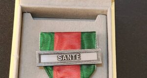 Journée Mondiale de Lutte contre le SIDA : Une mine de Endeavour Mining décorée Chevalier de l’Ordre