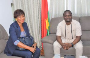 Le Ministre a reçu Essakane SOLAR et WEST AFRICAN RESSOURCES