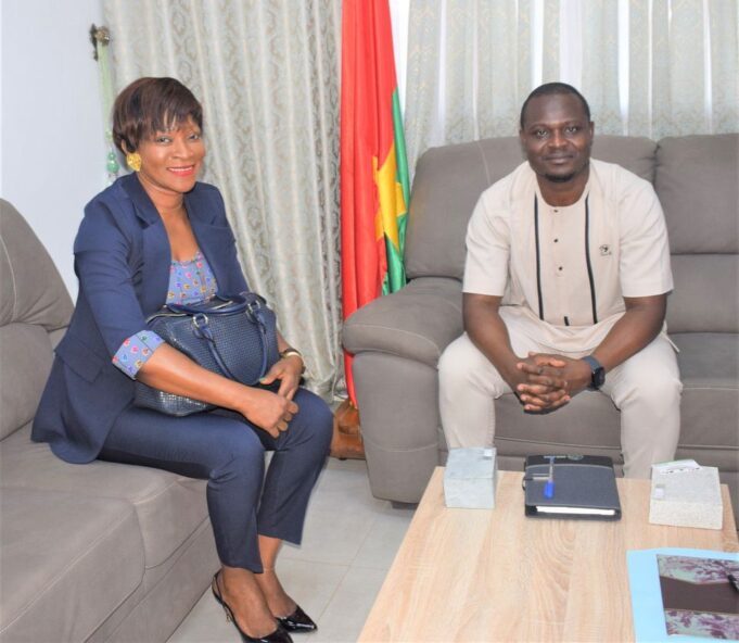The Minister received Essakane SOLAR and WEST AFRICAN RESSOURCES