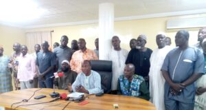 Incendie au marché de Sankariare : Pour le SYNATCOMB « Les causes de l’incendie restent à déterminer par nos autorités compétentes ».