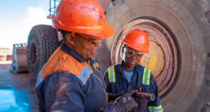 Promouvoir l’égalité des genres dans le secteur extractif: des initiatives par pays membre de l’ITIE