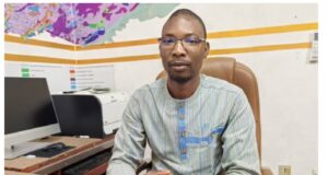 #SAMAO2023 : A la découverte de la Directeur Général Cadastre Minier avec son Directeur général, Mamadou Sagnon