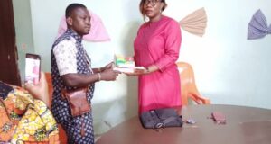 Côte d’Ivoire : La mine d’Ity offre des kits scolaires de plus de 5,5 millions F CFA