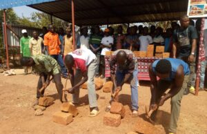Cut Laterite Bricks Promotion Day: The different ways in which laterite can be used and customised