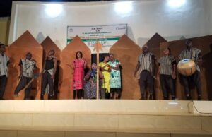 “Les larmes des armes”: A theatrical performance calling for cohesion