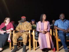 Résilience et cohésion sociale: La pièce de théâtre « Les larmes des armes » présentée au camp Sangoulé