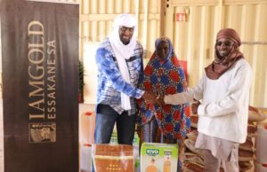 Corporate social responsibility: Iamgold Essakane SA donates food to 1,000 vulnerable households