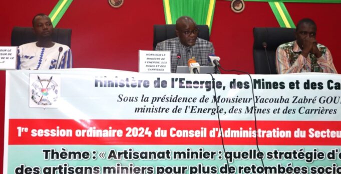 Ministère des Mines : L’encadrement des artisans miniers en discussionà la première session du conseil d’administration du secteur ministériel
