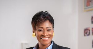 Transition énergétique : une opportunité unique pour les femmes de participer activement à la transformation économique, sociale et environnementale, Dr Emma Marie Blanche Kantiono, Directrice générale de Essakane Solar