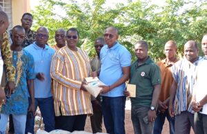 Effort de paix : La société de sécurité privée 4TD Sécurité offre 3 tonnes de riz au VDP de Sabcé, Mané et Guibaré