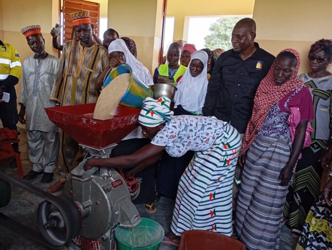 Ganzourgou : La mine de SOMISA fait un don de matériel de plus de 59 millions CFA à la communauté locale