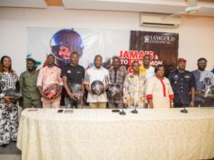 Sécurité routière : IAMGOLD Essakane SA lance la campagne 1 employé 1 casque à moto