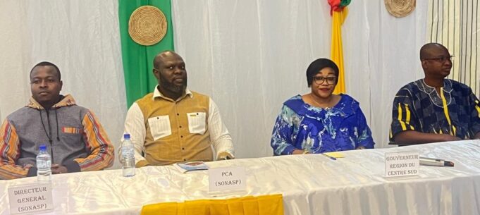 Burkina Faso : Signature de protocoles pour l’exploitation des sites semi-mécanisés entre la Sonasp et des promoteurs nationaux