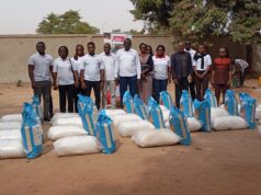 Œuvres sociales : ATS Burkina fait un don de produits alimentaires aux personnes vulnérables