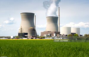 𝐍𝐮𝐜𝐥𝐞́𝐚𝐢𝐫𝐞 : 𝐮𝐧 𝐭𝐨𝐮𝐫𝐧𝐚𝐧𝐭 𝐝𝐞́𝐜𝐢𝐬𝐢𝐟 𝐩𝐨𝐮𝐫 𝐥’𝐢𝐧𝐝𝐞́𝐩𝐞𝐧𝐝𝐚𝐧𝐜𝐞 𝐞́𝐧𝐞𝐫𝐠𝐞́𝐭𝐢𝐪𝐮𝐞 𝐝𝐮 𝐁𝐮𝐫𝐤𝐢𝐧𝐚 𝐅𝐚𝐬𝐨