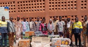 Formation professionnelle : SOMISA remet des kits d’installation à 20 jeunes formés