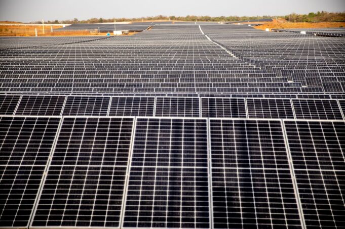 Mali : B2Gold augmente sa capacité énergétique de 22 mégawatts d’énergie solaire