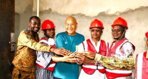 Burkina Faso : Coulée du premier lingot d’or de la mine semi-mécanisée de Séouregane