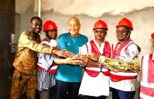 Burkina Faso : Coulée du premier lingot d’or de la mine semi-mécanisée de Séouregane