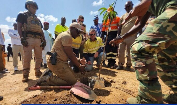Kiaka : Plantation d’arbres en présence du Directeur de Cabinet du Président du Faso, le Capitaine Anderson MEDAH