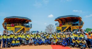 Burkina Faso : La mine de Kiaka a reçu 30 engins miniers de la part de son partenaire NEEMBA Burkina Faso