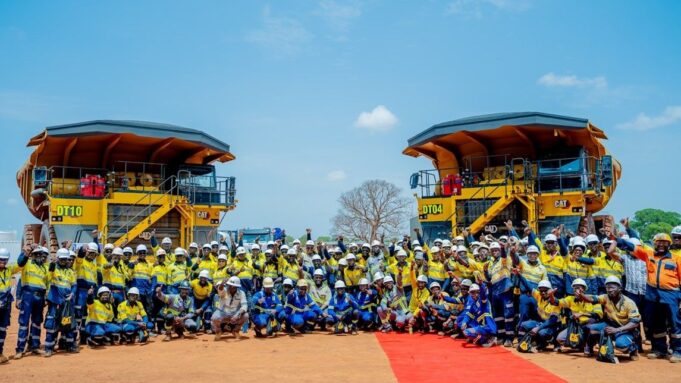 Burkina Faso : La mine de Kiaka a reçu 30 engins miniers de la part de son partenaire NEEMBA Burkina Faso
