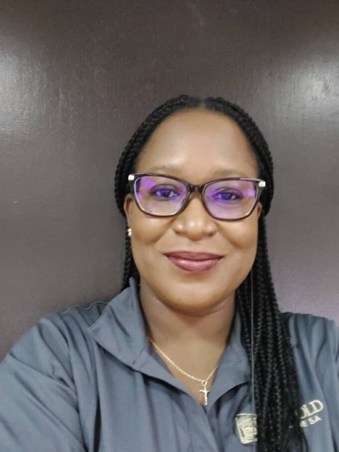 « La logistique est un domaine vaste, riche et très intéressant qui n’est plus réservé qu’aux hommes », Felicie Tuyanhan Bonzi, Surintendante Adjointe Logistique à Essakane SA