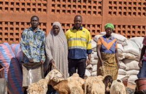 Burkina Faso: La SOMISA SA dote 14 ménages vulnérables en kits d’élevage à Boudry