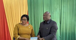 Campagne nationale de solidarité « Deme Sira » : La mine de Kiaka SA contribue avec 5 millions FCFA