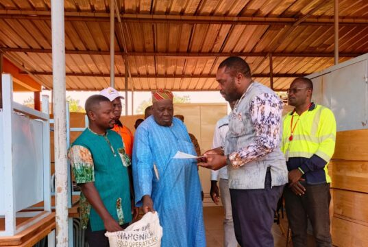 Campagne nationale Dèmè Sira : Wahgnion Gold Operations participe à l’action de solidarité