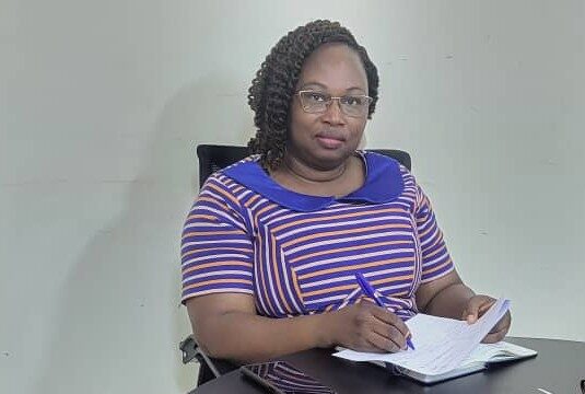 « Mon père nous disait souvent : “Tu es un être humain avant d’être une femme.” Cela a façonné ma manière d’aborder les situations” dixit Priscille ZONGO, Directrice exécutive de la Chambre des mines du Burkina