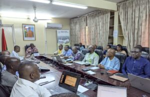 Bilan énergie 2025: Construction des centrales solaires et thermiques pour renforcer la capacité de production en 2025