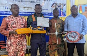 Formation professionnelle : La mine de Kiaka forme et installe 180 jeunes affectés par son projet minier dans 21 métiers