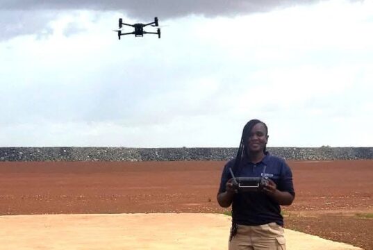 Special 𝟖 𝐌𝐀𝐑𝐒 𝟐𝟎𝟐𝟔 : Alimatou BOURGOU, Télépilote drone chez IAMGOLD Essakane SA